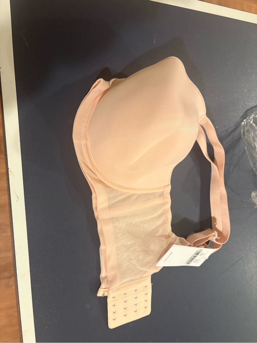 HSIA 34H Seamless Nude Bra – Light colored. Great support. With mesh side